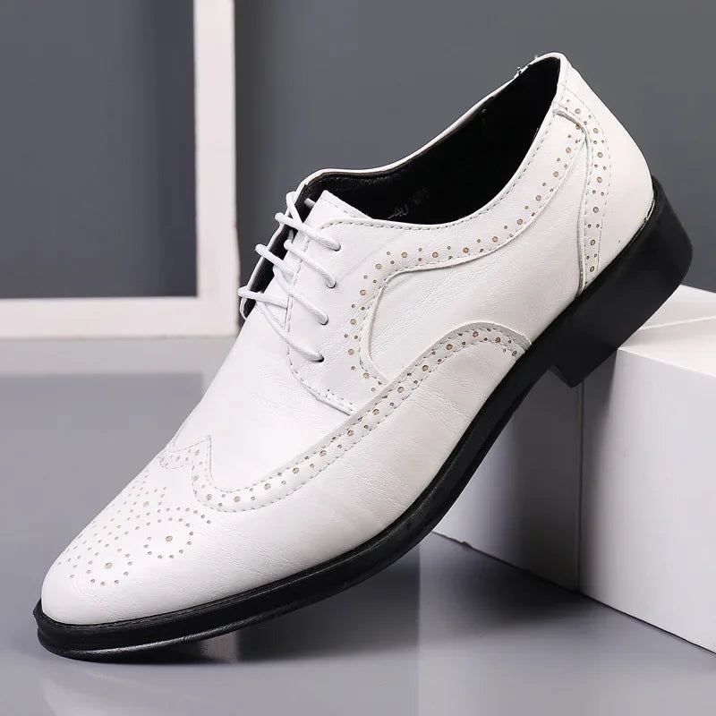 Men Leather Shoes British Style Classic Business Formal Shoes Plus Size 47 Hollow Brogue Dress Shoes Zapatos Hombre Men Oxfords