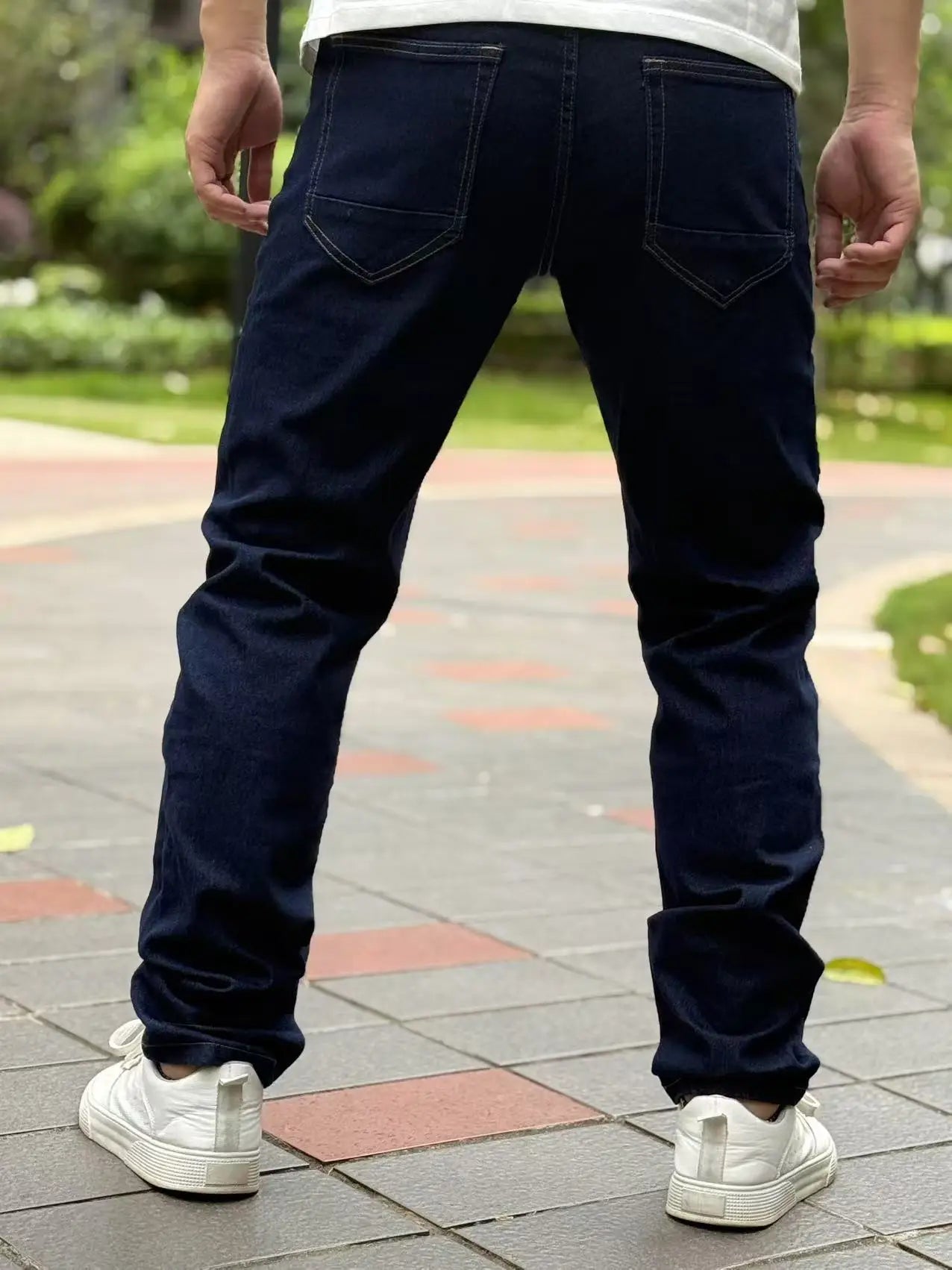 Classic Men's Jeans Breathable and Comfortable Suitable for Both Outdoor Commuting and Daily Wearing Straight and A line Fit