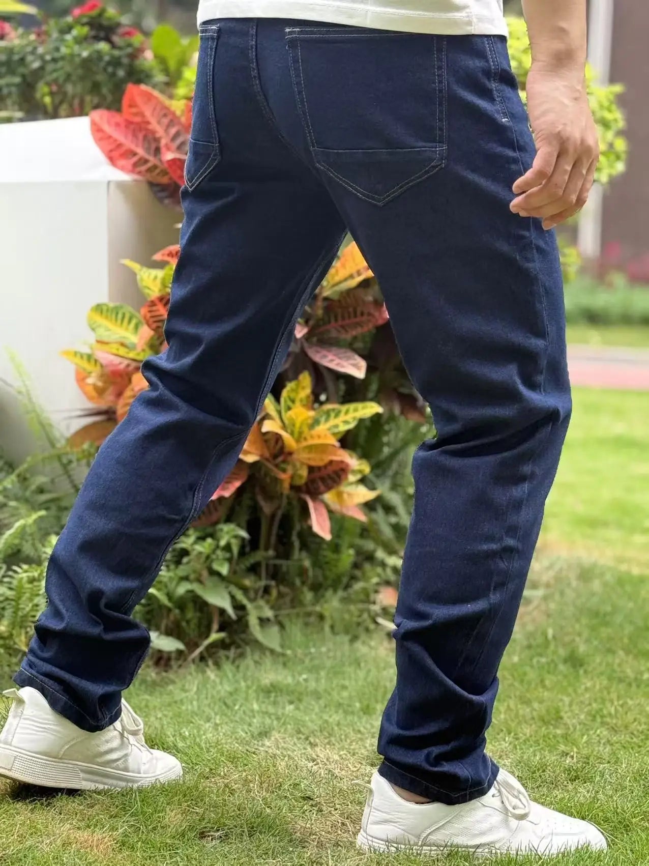 Classic Men's Jeans Breathable and Comfortable Suitable for Both Outdoor Commuting and Daily Wearing Straight and A line Fit