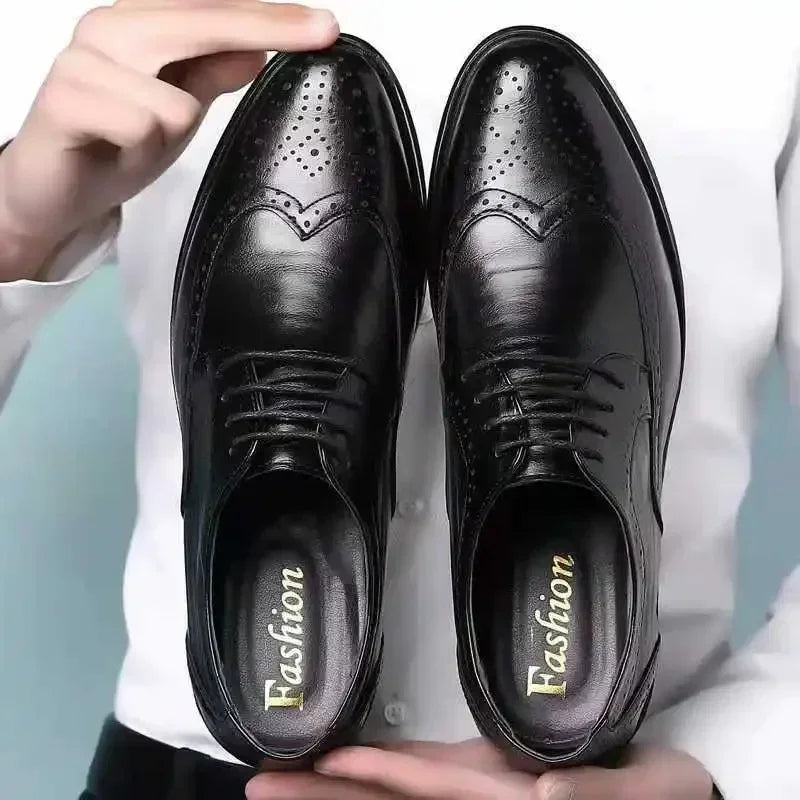 Men Leather Shoes British Style Classic Business Formal Shoes Plus Size 47 Hollow Brogue Dress Shoes Zapatos Hombre Men Oxfords