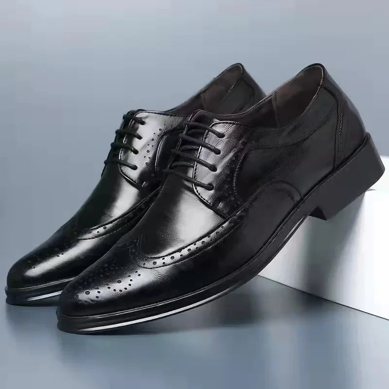 Men Leather Shoes British Style Classic Business Formal Shoes Plus Size 47 Hollow Brogue Dress Shoes Zapatos Hombre Men Oxfords