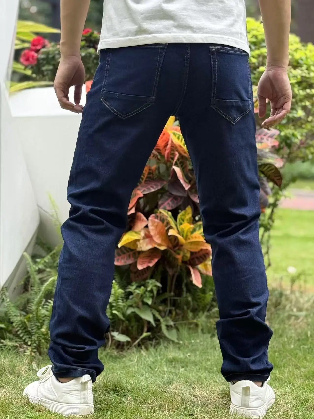 Classic Men's Jeans Breathable and Comfortable Suitable for Both Outdoor Commuting and Daily Wearing Straight and A line Fit