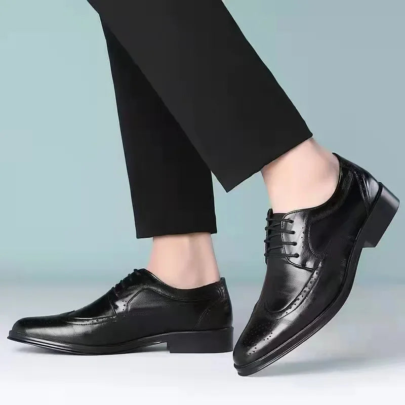 Men Leather Shoes British Style Classic Business Formal Shoes Plus Size 47 Hollow Brogue Dress Shoes Zapatos Hombre Men Oxfords