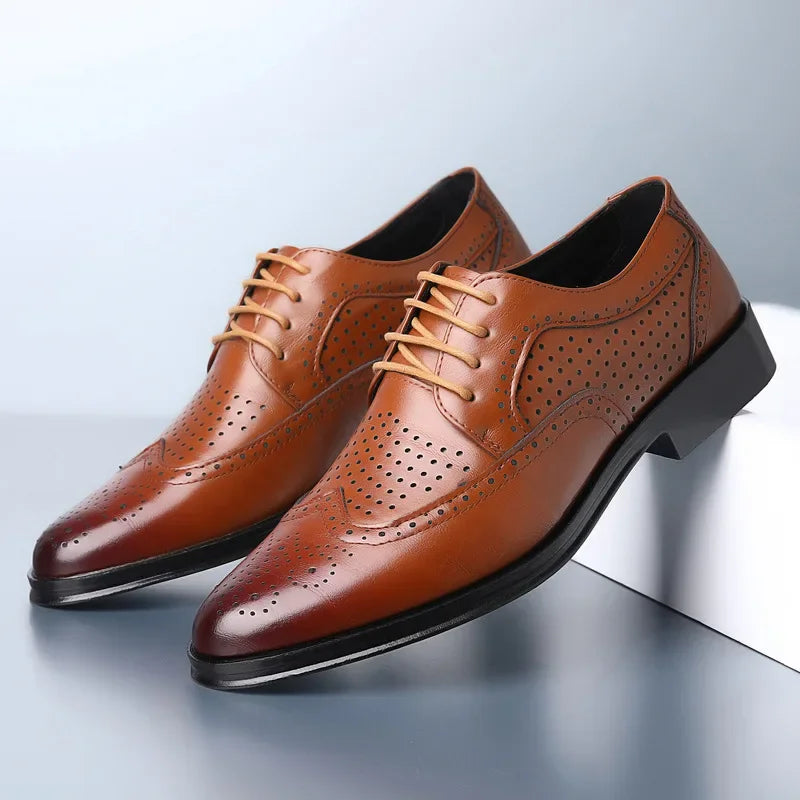 Men Leather Shoes British Style Classic Business Formal Shoes Plus Size 47 Hollow Brogue Dress Shoes Zapatos Hombre Men Oxfords