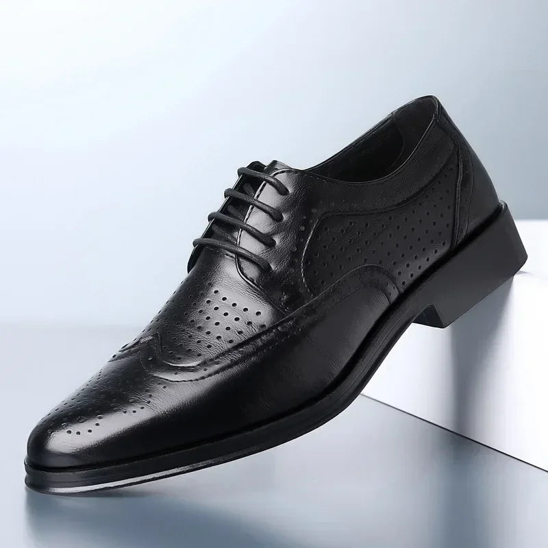 Men Leather Shoes British Style Classic Business Formal Shoes Plus Size 47 Hollow Brogue Dress Shoes Zapatos Hombre Men Oxfords