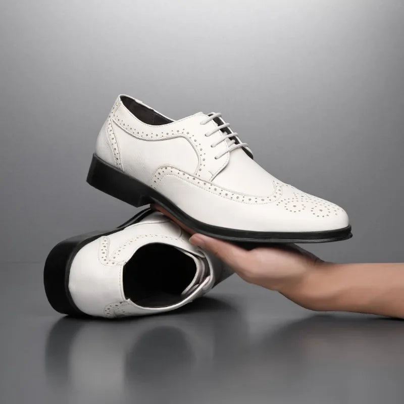 Men Leather Shoes British Style Classic Business Formal Shoes Plus Size 47 Hollow Brogue Dress Shoes Zapatos Hombre Men Oxfords
