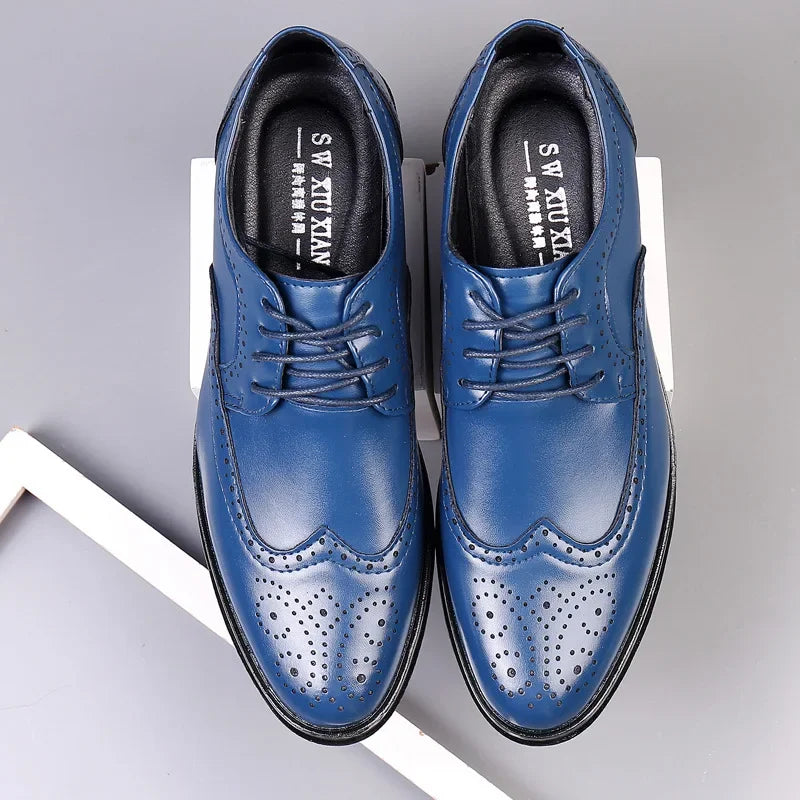 Men Leather Shoes British Style Classic Business Formal Shoes Plus Size 47 Hollow Brogue Dress Shoes Zapatos Hombre Men Oxfords