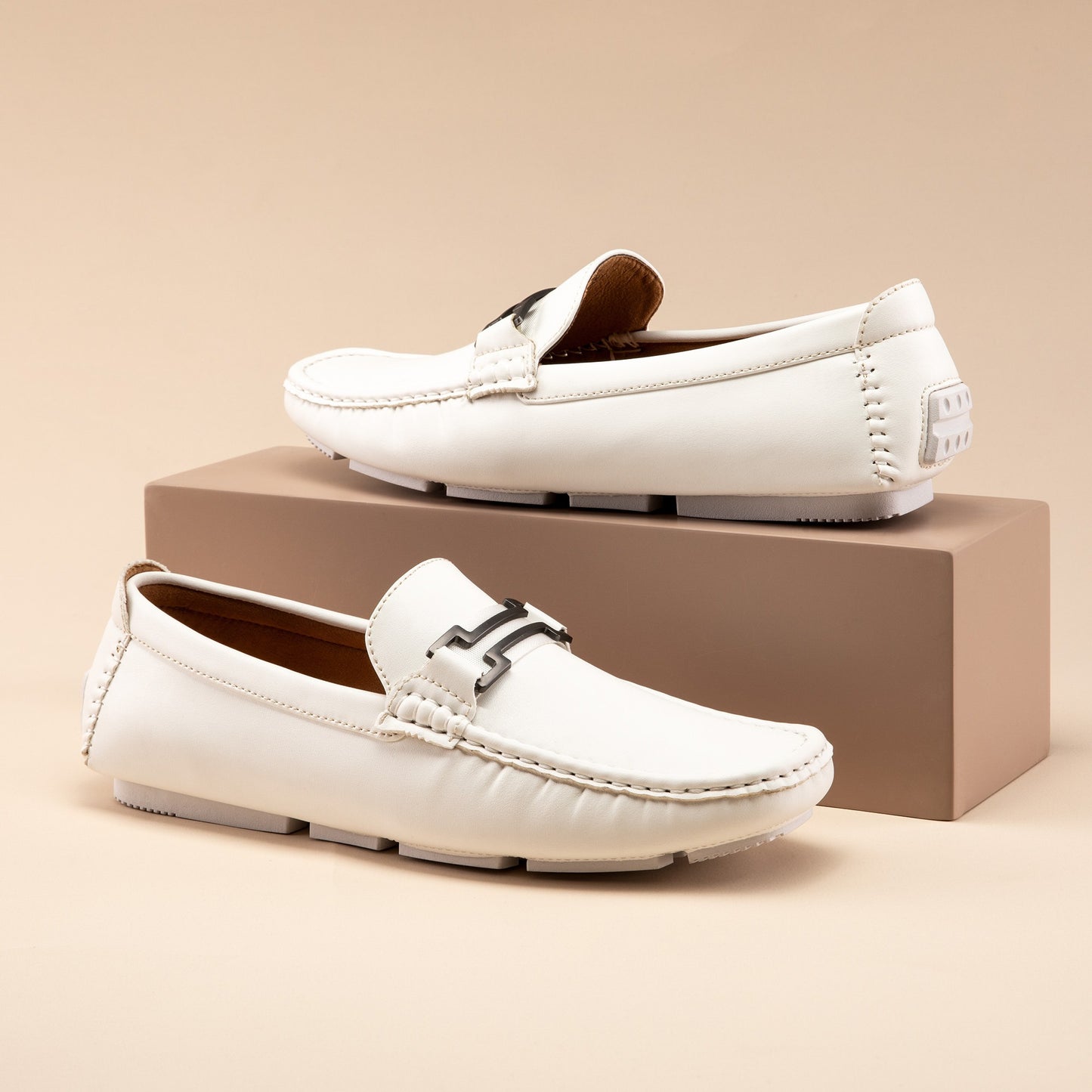 Men's moccasins Penny loafers solid color, breathable and wear-resistant slip-on formal shoes for business occasions, daily office shoes for men