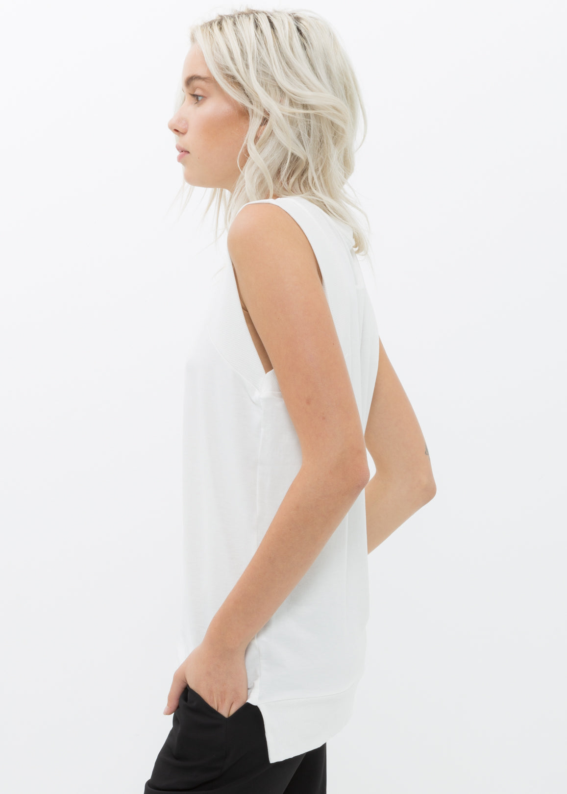 Rib Contrast Muscle Tank Top