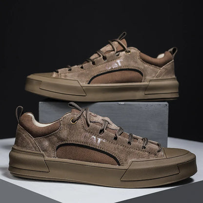 New Arrived Men Board Shoes All Season Anti Slip Wear-resistant Outdoor Off-road Hiking Shoes Luxury Classic Retro Men Sneakers