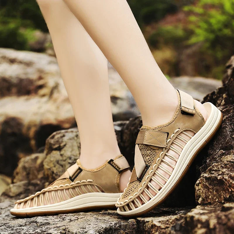 Summer Men Sandals Women Slippers Weaving Design Beach Sandals Breathable Casual Flat Sandals Outdoor Couples Sandals Size 46