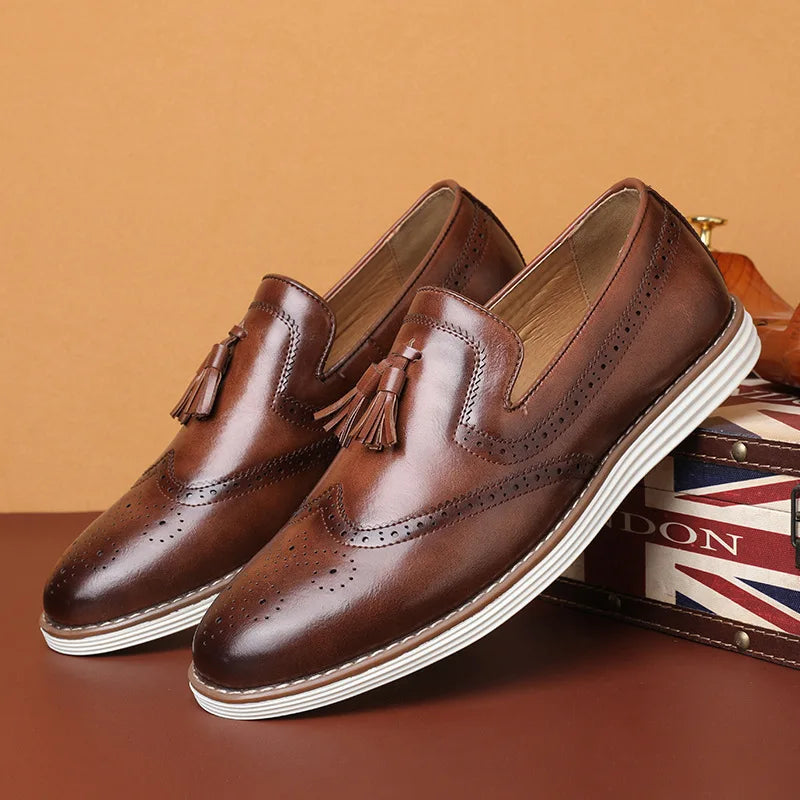 Luxury Leather Shoes New fashion Cowhide Pointed Toe British Business Formal Men's Leather Shoes Wedding Shoes Office Shoes