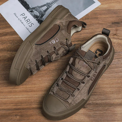 New Arrived Men Board Shoes All Season Anti Slip Wear-resistant Outdoor Off-road Hiking Shoes Luxury Classic Retro Men Sneakers