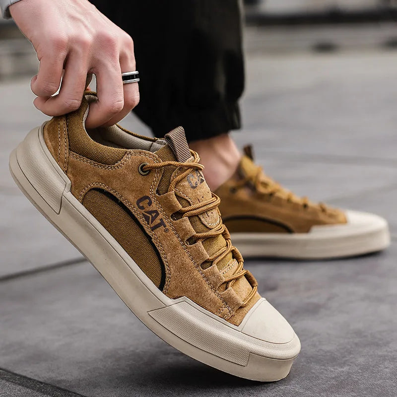 New Arrived Men Board Shoes All Season Anti Slip Wear-resistant Outdoor Off-road Hiking Shoes Luxury Classic Retro Men Sneakers