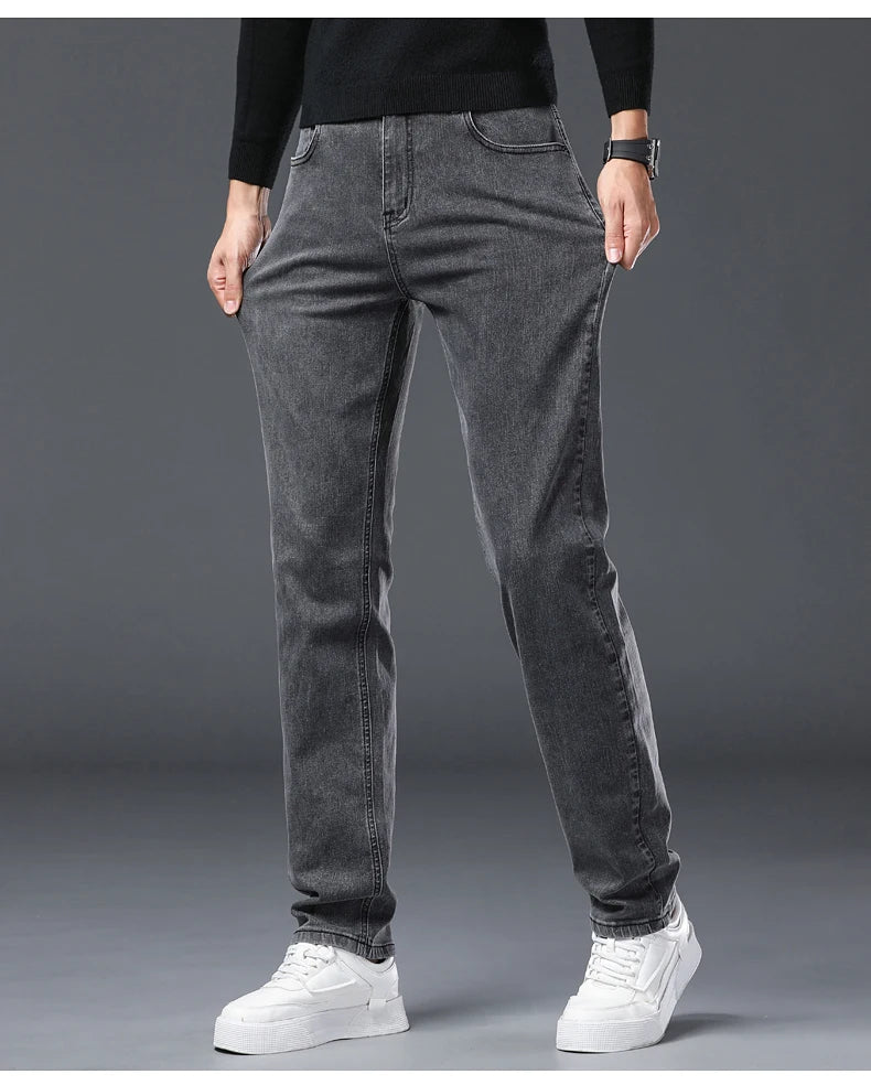 Men's Straight-Leg Stretch Jeans