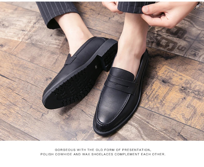 New soft leather breathable leather shoes men Europe station casual British style youth loafers with business bean shoes
