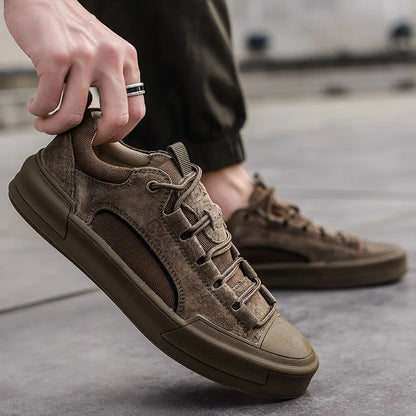 New Arrived Men Board Shoes All Season Anti Slip Wear-resistant Outdoor Off-road Hiking Shoes Luxury Classic Retro Men Sneakers
