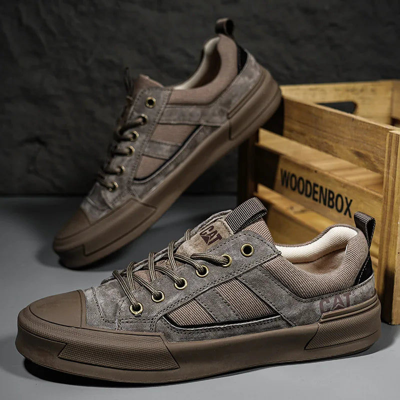 New Arrived Men Board Shoes All Season Anti Slip Wear-resistant Outdoor Off-road Hiking Shoes Luxury Classic Retro Men Sneakers